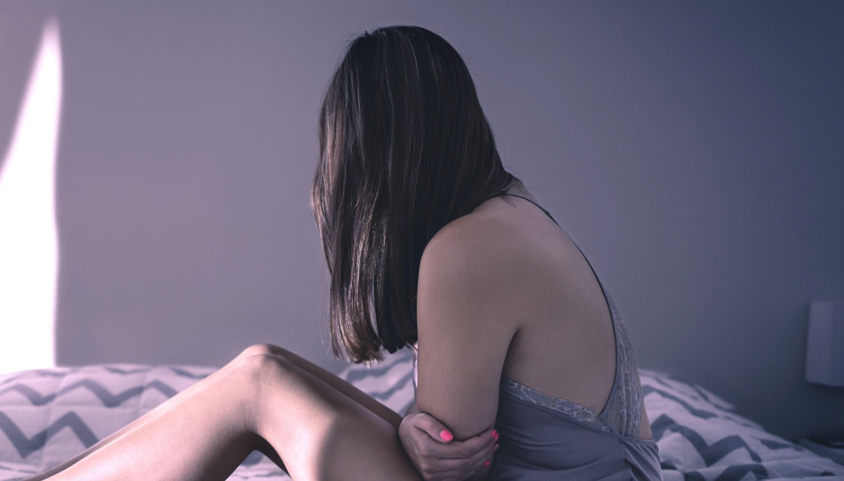 Casi gruppo Facebook Mia Moglie, parlano le vittime tra rabbia e choc: "Mi sono sentita sbagliata" Casi gruppo Facebook Mia Moglie, parlano le vittime tra rabbia e choc: "Mi sono sentita sbagliata"