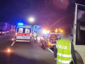 Madre 32enne morta carbonizzata sull'A34 a Gorizia dopo un incidente drammatico, grave la figlia di 8 anni