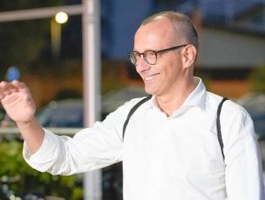 Centinaia di intossicati nella festa in villa a Fano, tra invitati anche il candidato Matteo Ricci: come sta