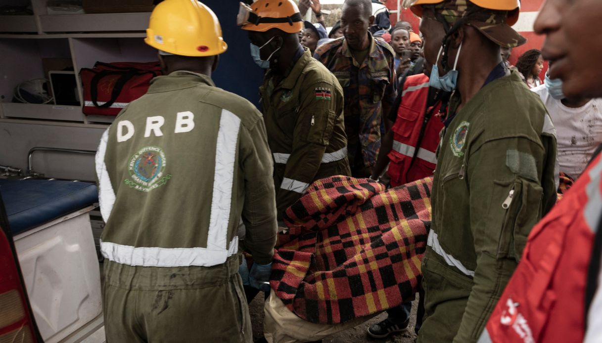 https://wips.plug.it/cips/notizie.virgilio.it/cms/2025/08/kenya-incidente-pullman.jpg