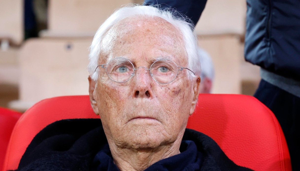 https://wips.plug.it/cips/notizie.virgilio.it/cms/2025/08/la-capannina-di-franceschi-forte-dei-marmi-giorgio-armani-acquisto.jpg