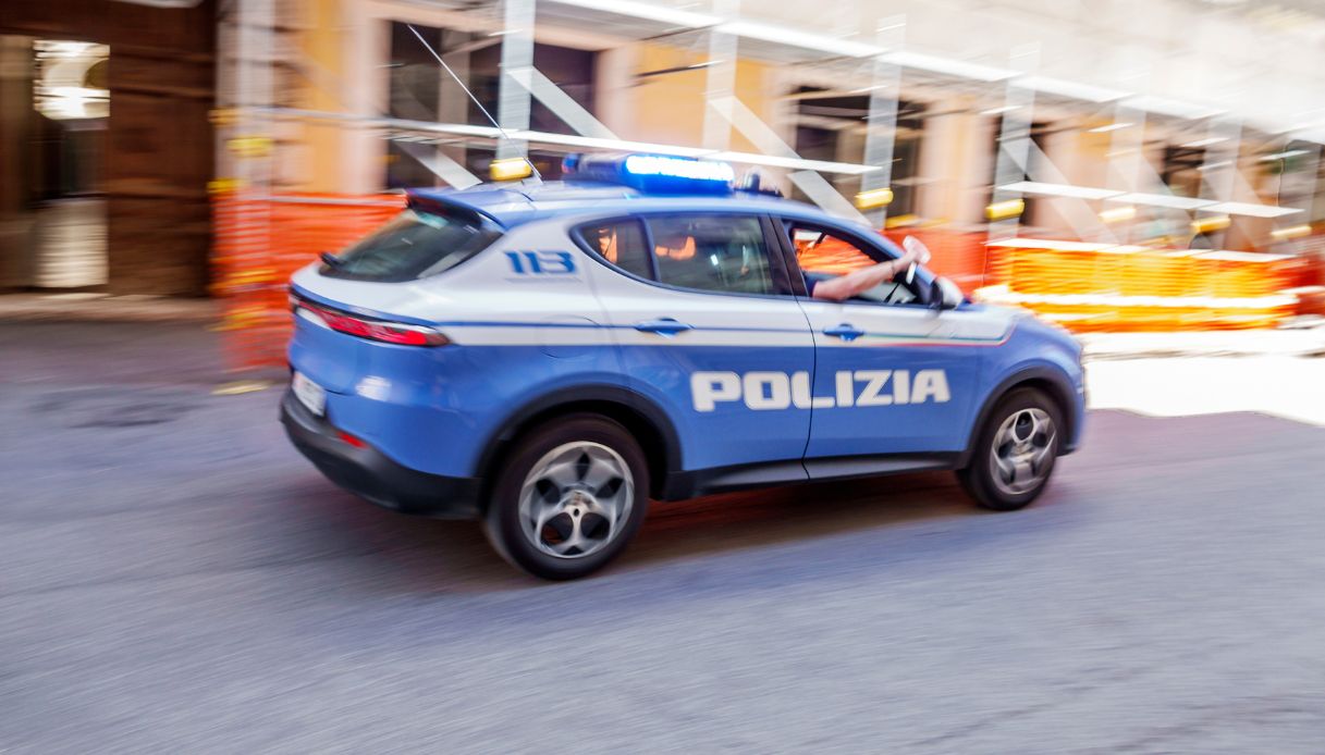 a latina una 17enne precipita dal balcone e muore il gesto potrebbe essere legato alla bocciatura a scuola