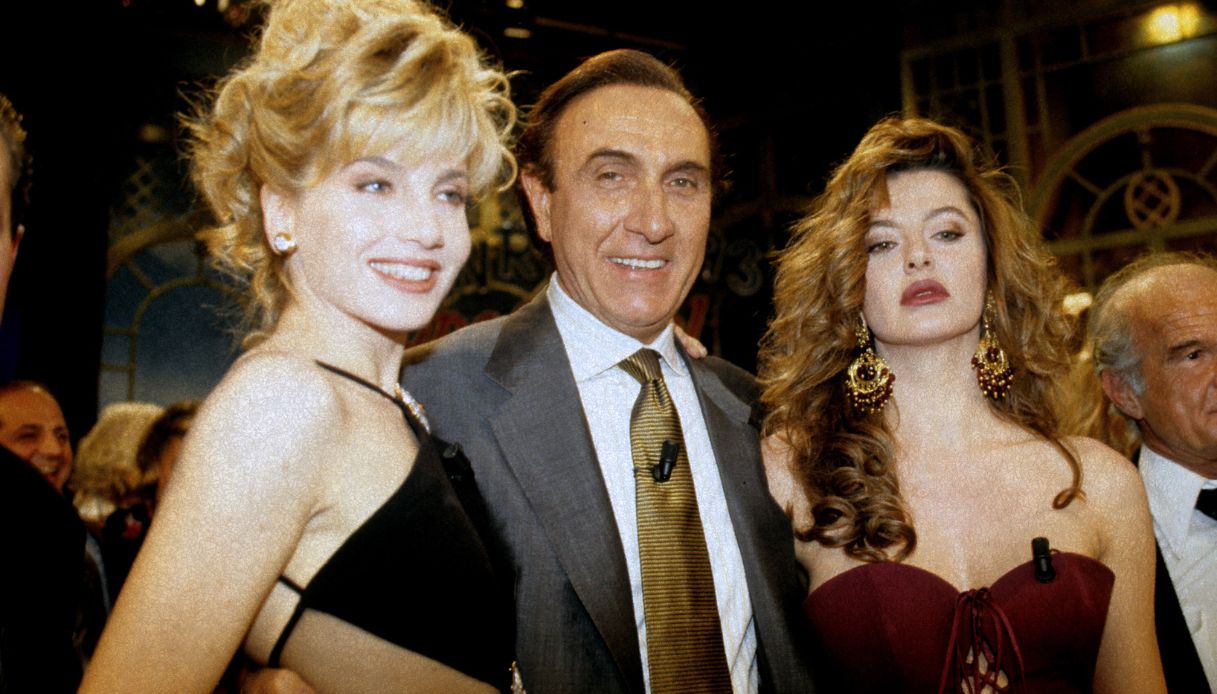 https://wips.plug.it/cips/notizie.virgilio.it/cms/2025/08/lorella-cuccarini-pippo-baudo-alba-parietti.jpg
