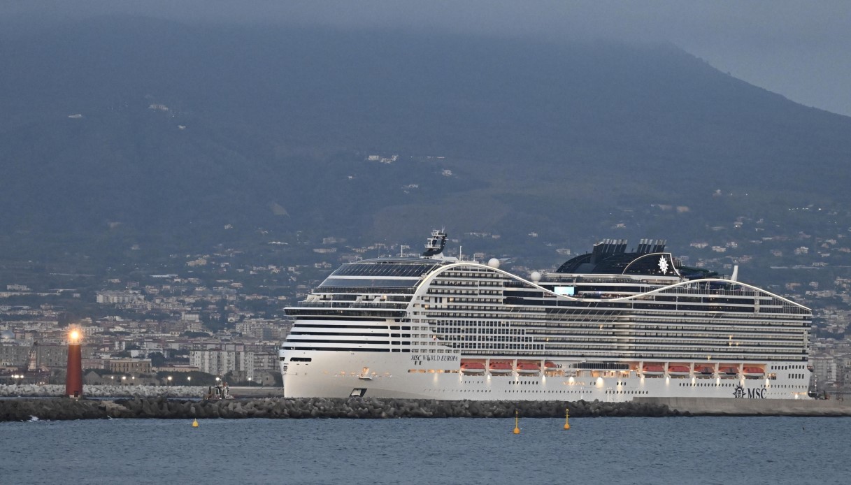 La nave da crociera Msc World Europa arrivata a Napoli, ripartita dopo l La nave da crociera Msc World Europa arrivata a Napoli, ripartita dopo l