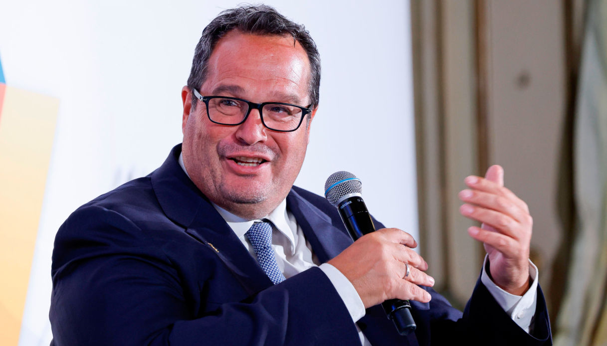 https://wips.plug.it/cips/notizie.virgilio.it/cms/2025/08/pensione-64-anni-durigon.jpg