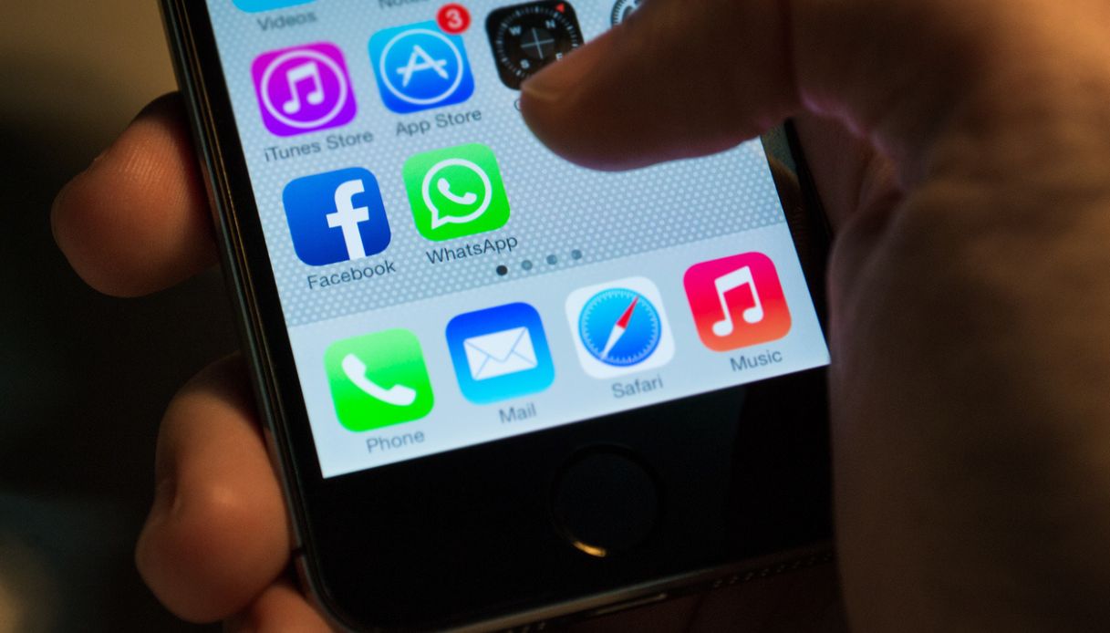 https://wips.plug.it/cips/notizie.virgilio.it/cms/2025/08/privacy-avanzata-chat-whatsapp.jpg