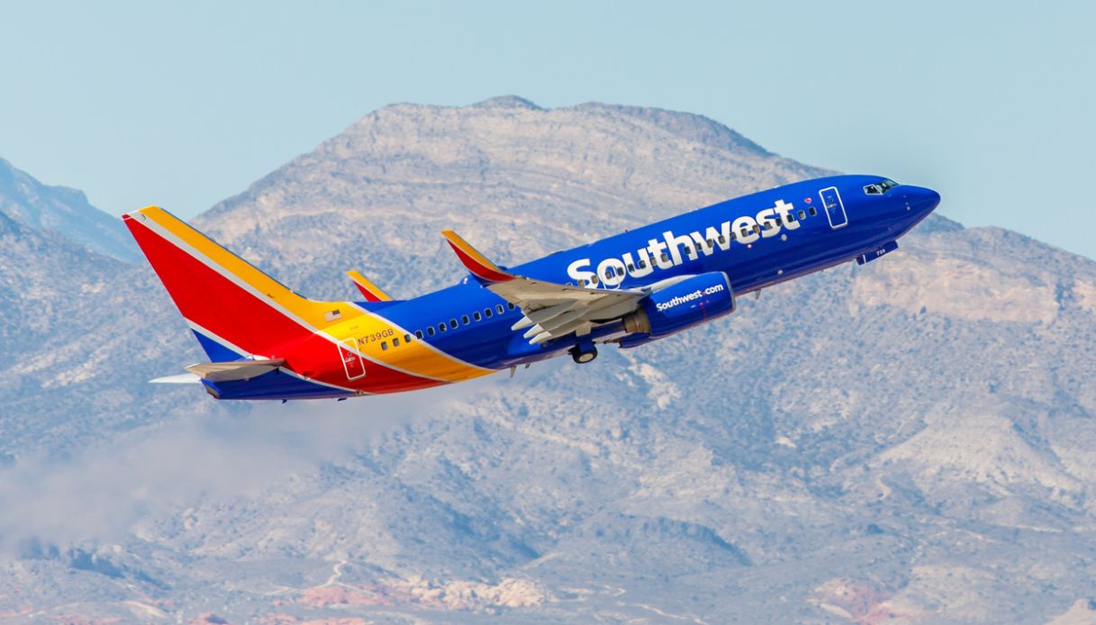https://wips.plug.it/cips/notizie.virgilio.it/cms/2025/08/southwest-airlines-sovrappeso.jpg