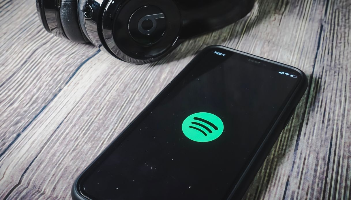 https://wips.plug.it/cips/notizie.virgilio.it/cms/2025/08/spotify-aumento.jpg
