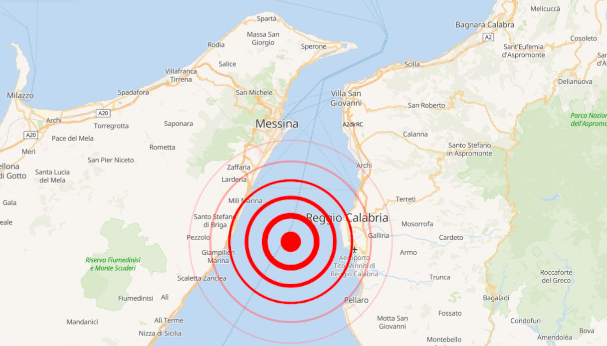 terremoto nello stretto di messina con scossa di magnitudo 26 nelle case lievi tremori per i mobili