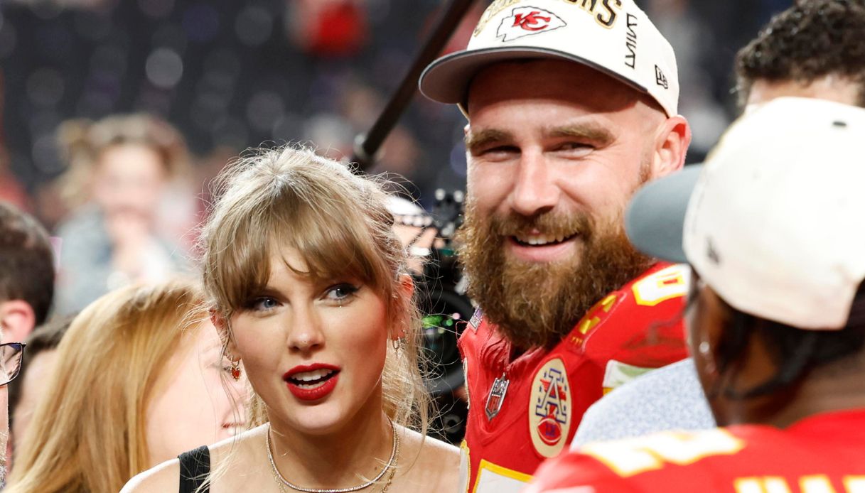https://wips.plug.it/cips/notizie.virgilio.it/cms/2025/08/travis-kelce-sposa-taylor-swift.jpg