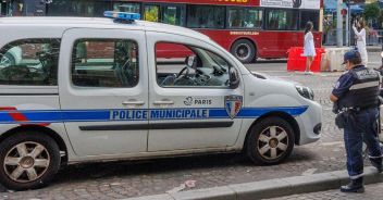 auto-travolge-pedoni-normandia