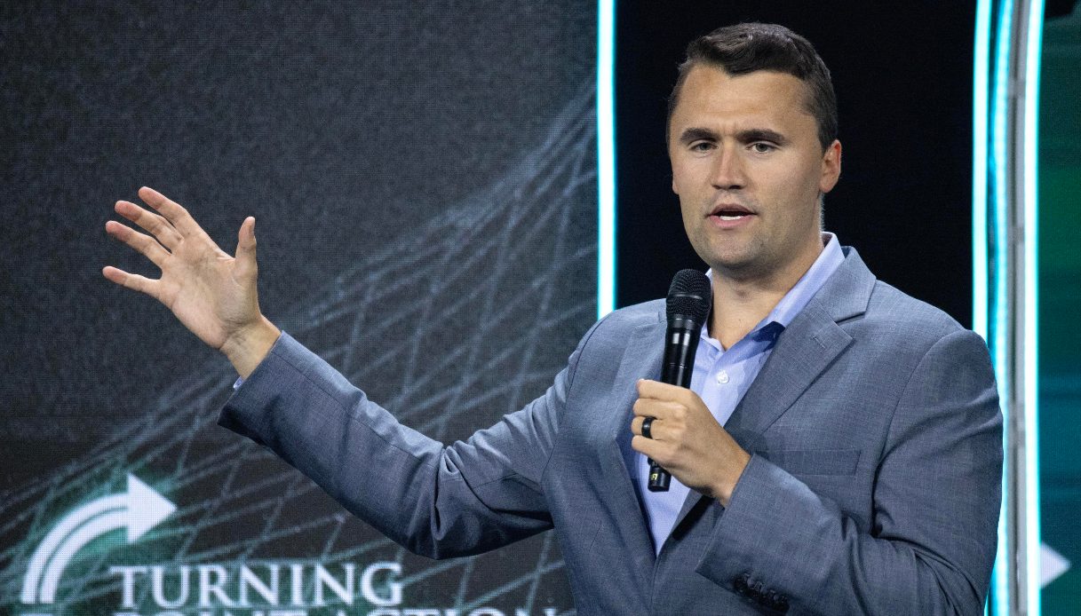https://wips.plug.it/cips/notizie.virgilio.it/cms/2025/09/charlie-kirk.jpg