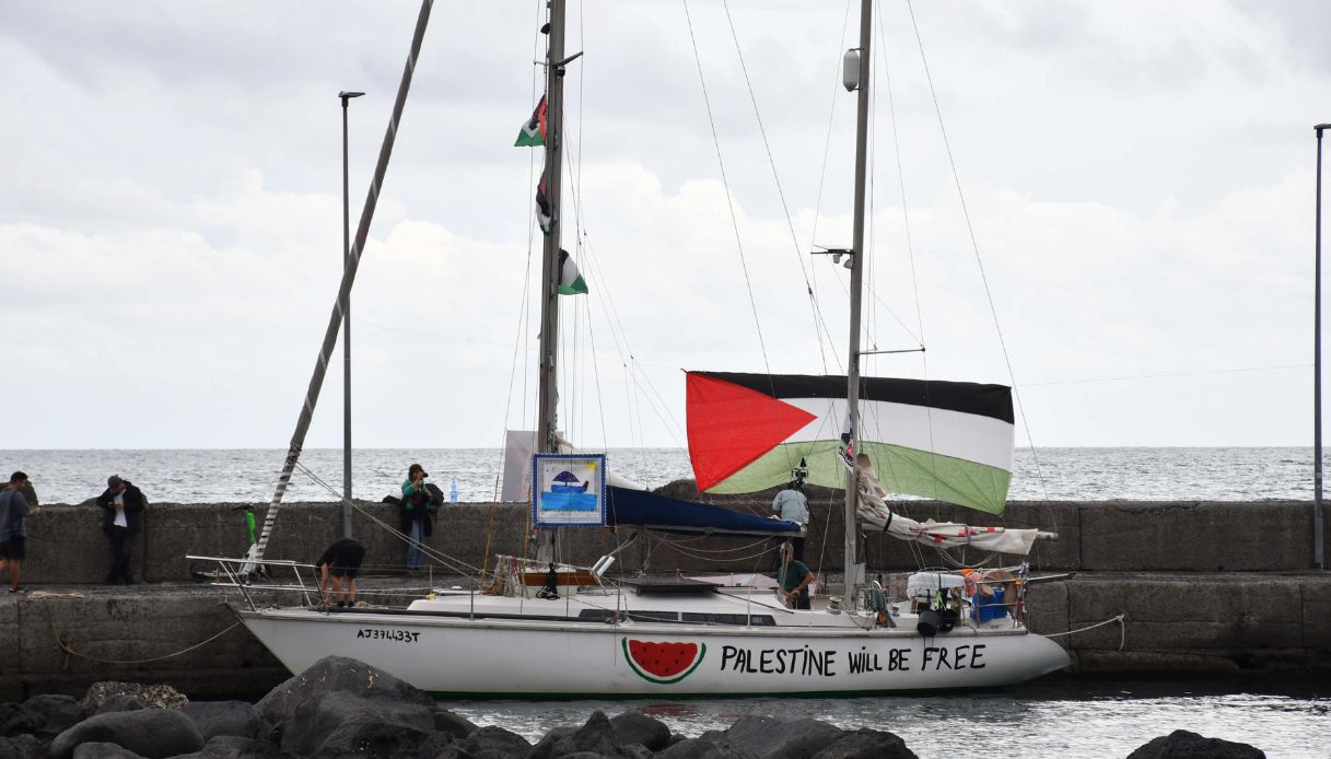 https://wips.plug.it/cips/notizie.virgilio.it/cms/2025/09/crosetto-global-sumud-flotilla.jpg