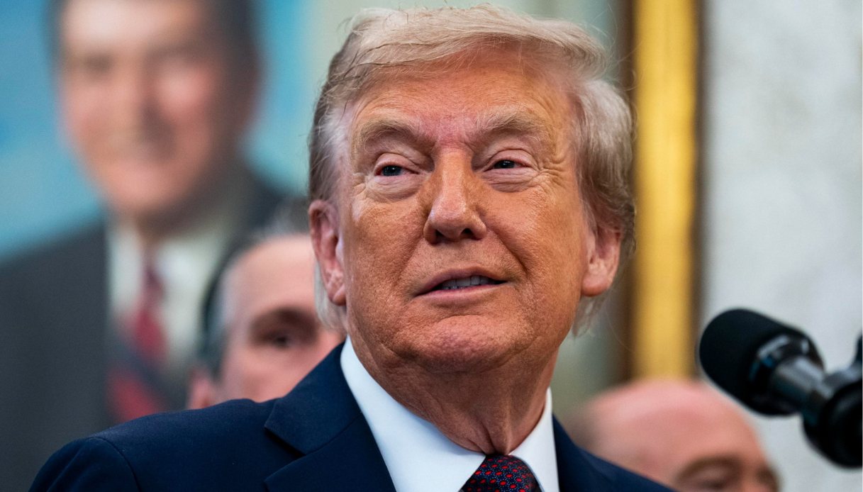https://wips.plug.it/cips/notizie.virgilio.it/cms/2025/09/donald-trump.jpg