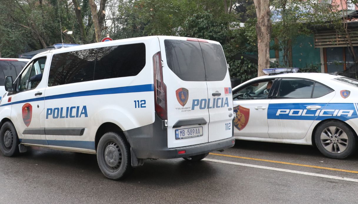 https://wips.plug.it/cips/notizie.virgilio.it/cms/2025/09/durazzo-albania.jpg