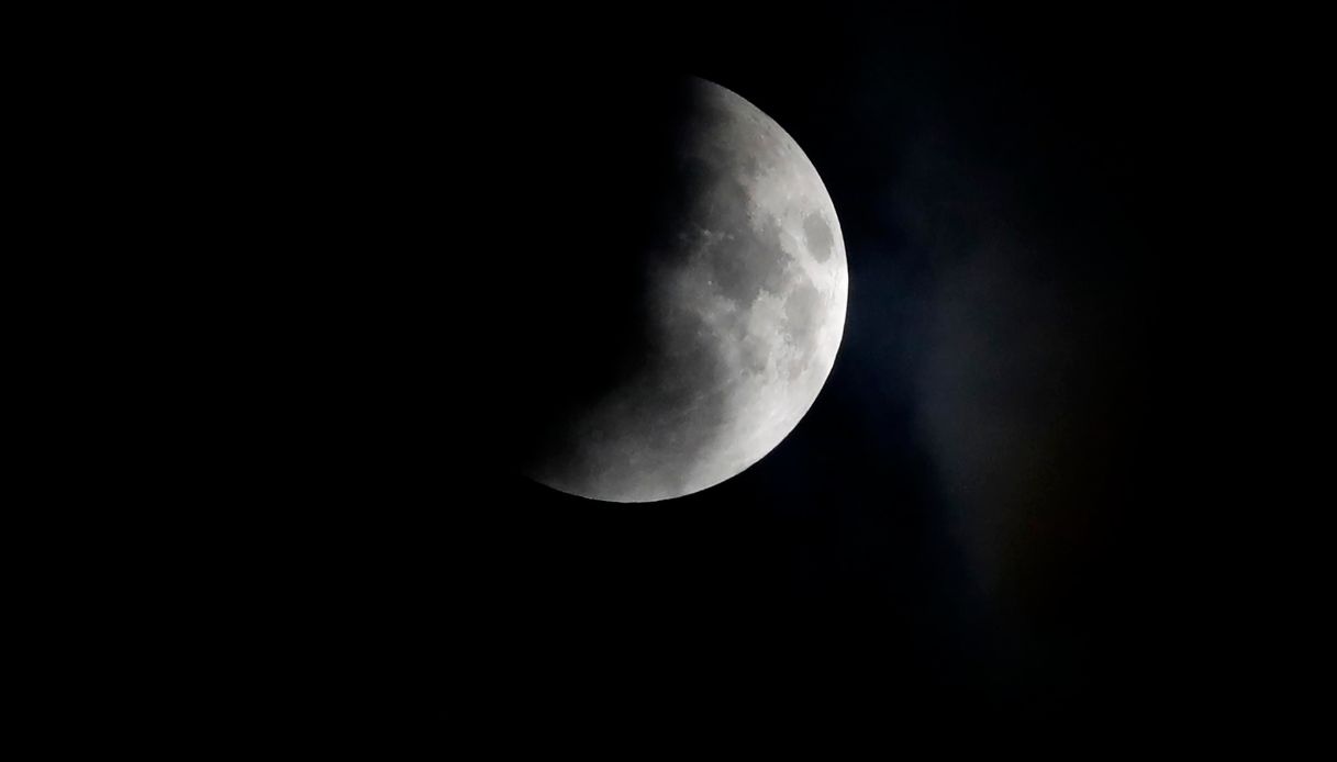 https://wips.plug.it/cips/notizie.virgilio.it/cms/2025/09/eclissi-solare-21-settembre-2025-1.jpg