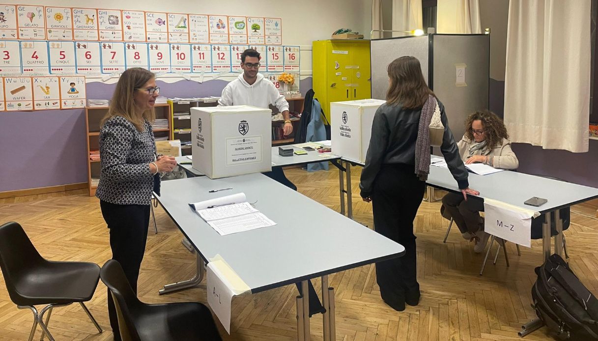 https://wips.plug.it/cips/notizie.virgilio.it/cms/2025/09/elezioni-regionali-marche-valle-d-aosta-dati-ore-23.jpg