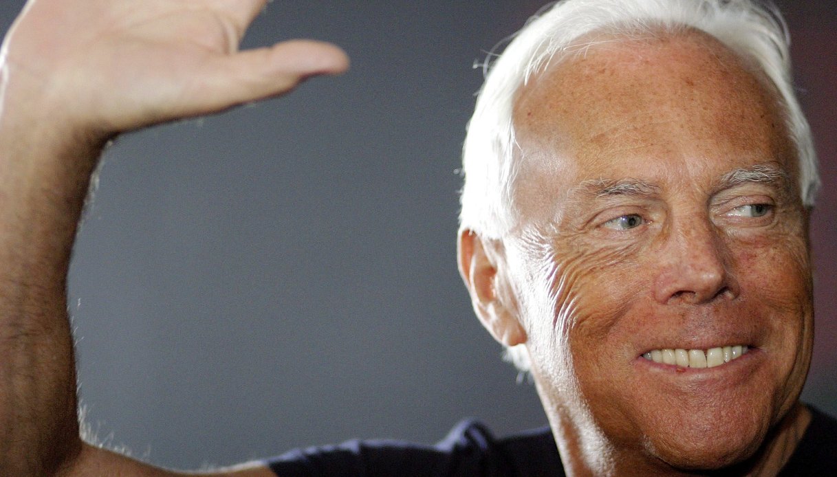 https://wips.plug.it/cips/notizie.virgilio.it/cms/2025/09/giorgio-armani-funerali.jpg