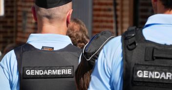insegnante-accoltellata-francia-scuola-studente