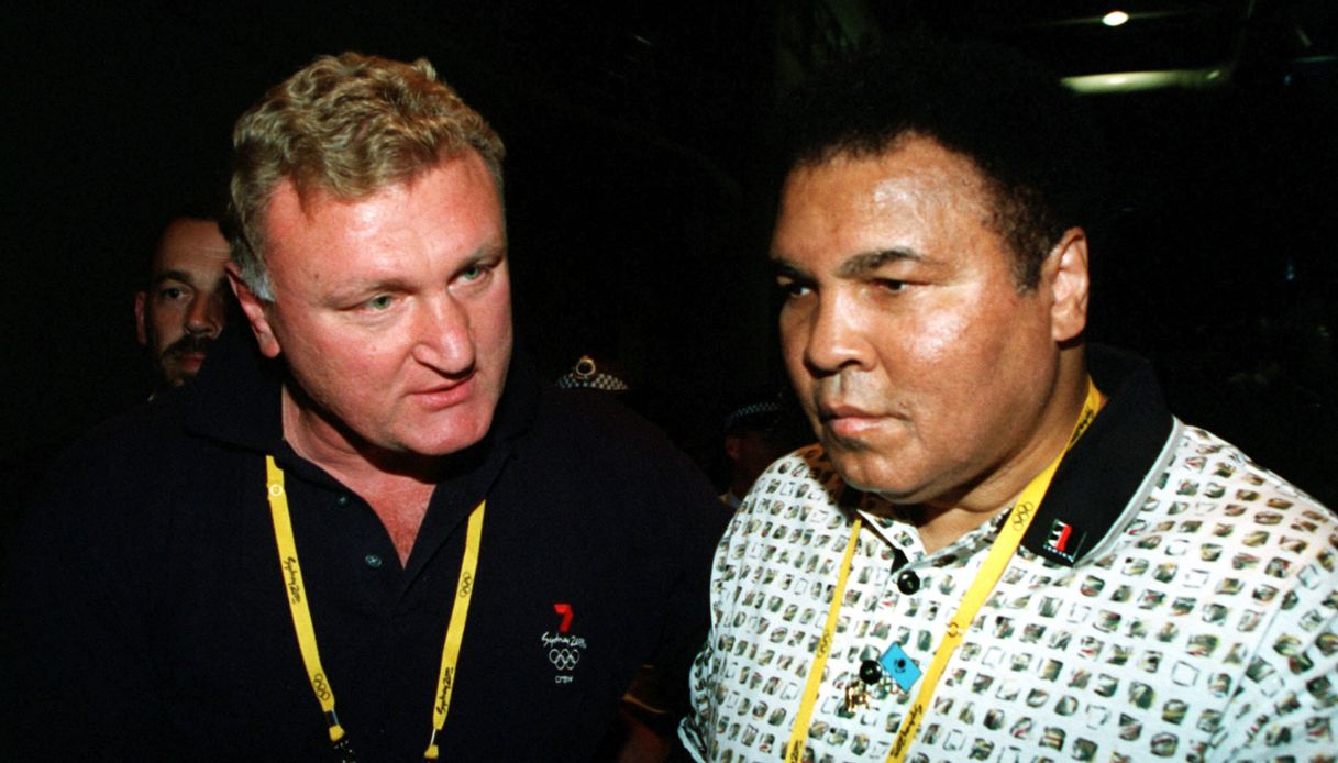https://wips.plug.it/cips/notizie.virgilio.it/cms/2025/09/joe-bugner.jpg