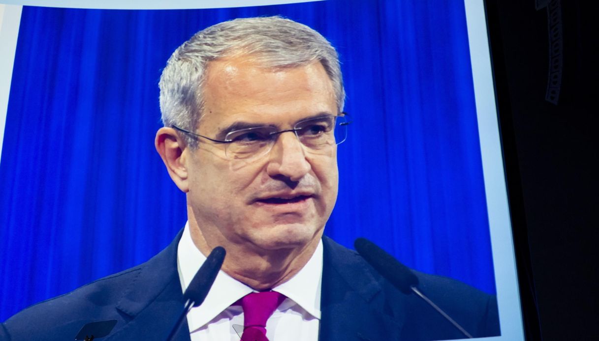 https://wips.plug.it/cips/notizie.virgilio.it/cms/2025/09/laurent-freixe-nestle.jpg