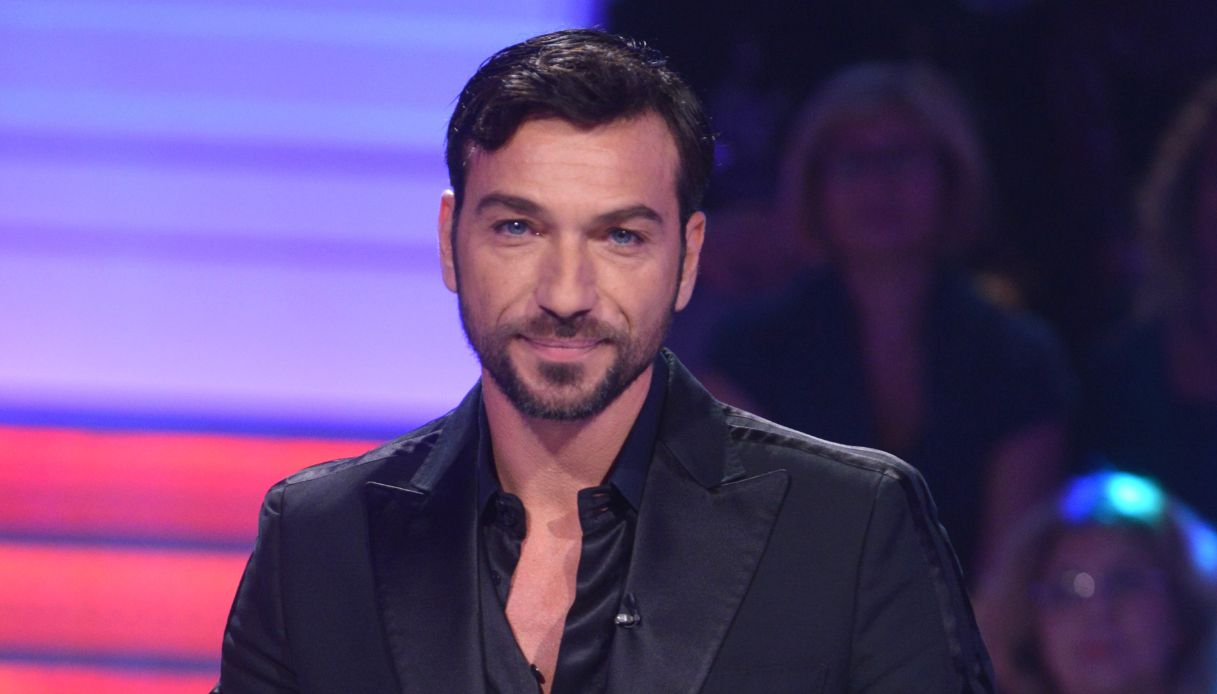 https://wips.plug.it/cips/notizie.virgilio.it/cms/2025/09/malattia-costantino-vitagliano.jpg