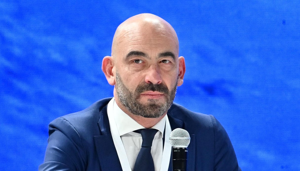 https://wips.plug.it/cips/notizie.virgilio.it/cms/2025/09/matteo-bassetti-prevenzione.jpg