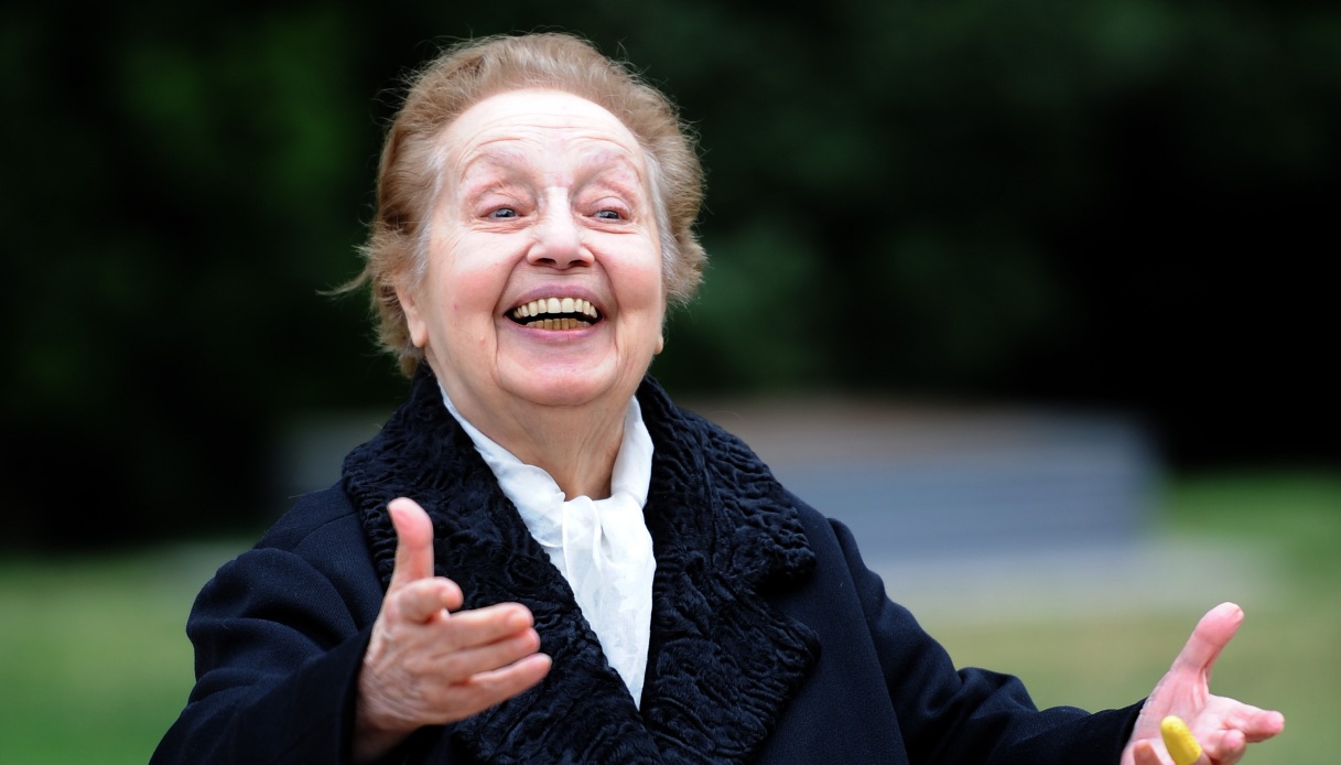 https://wips.plug.it/cips/notizie.virgilio.it/cms/2025/09/morta-attrice-pia-velsi.jpg