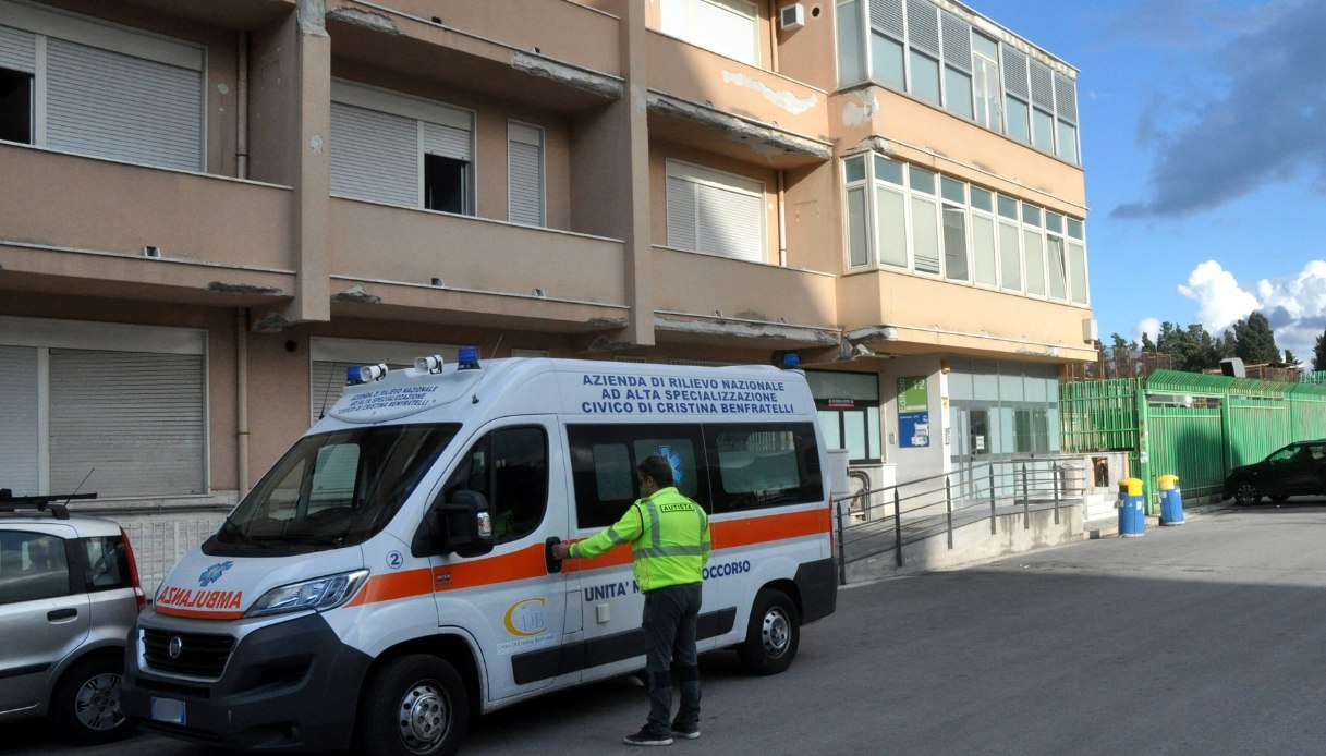 Morta in ospedale a Palermo, la denuncia dei parenti: "Avvisati dopo 13 ore". La replica dal Civico Morta in ospedale a Palermo, la denuncia dei parenti: "Avvisati dopo 13 ore". La replica dal Civico