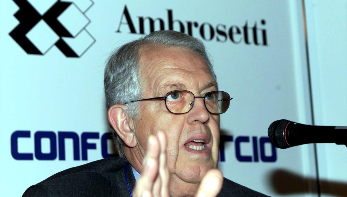 È morto Alfredo Ambrosetti, fondatore del Forum di Cernobbio in corso a villa d È morto Alfredo Ambrosetti, fondatore del Forum di Cernobbio in corso a villa d