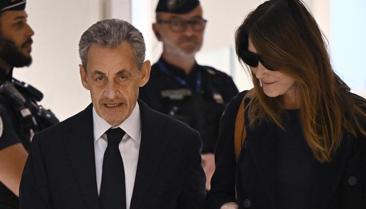 https://wips.plug.it/cips/notizie.virgilio.it/cms/2025/09/nicolas-sarkozy-condannato-associazione-a-delinquere-carla-bruni.jpg
