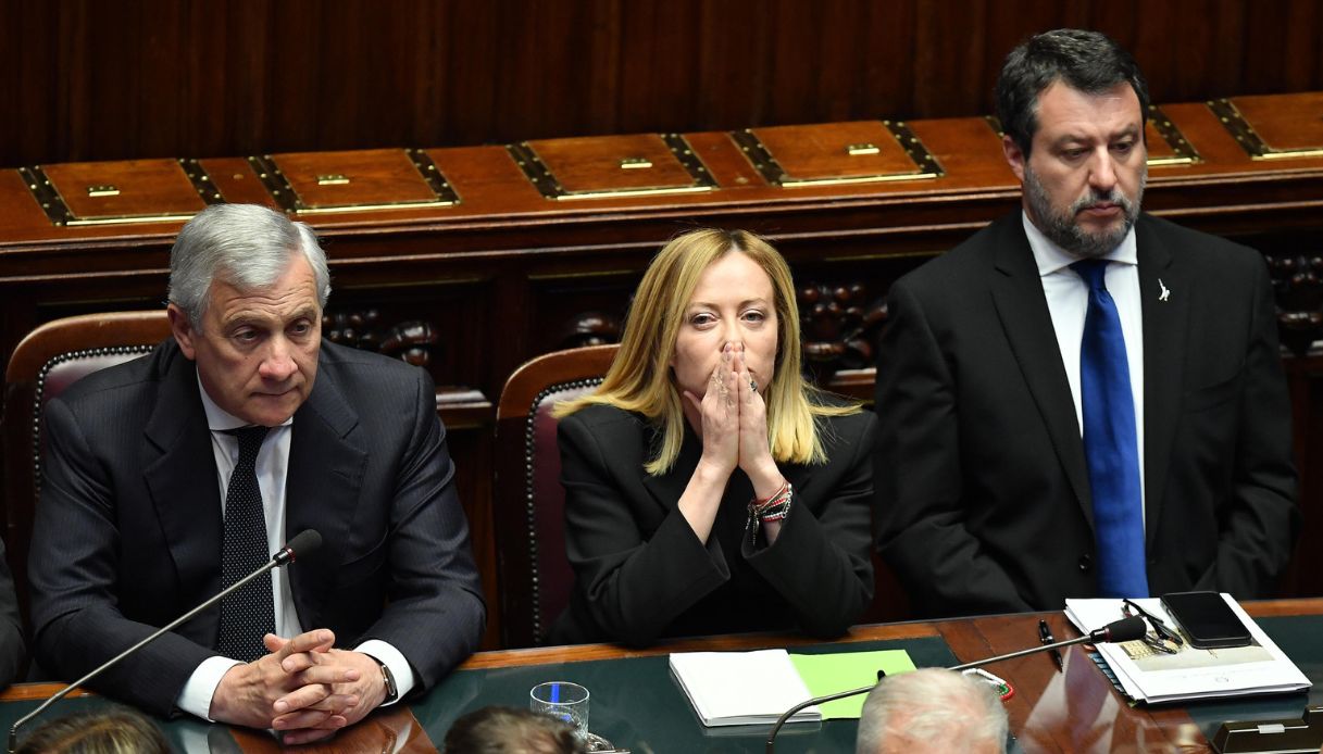 https://wips.plug.it/cips/notizie.virgilio.it/cms/2025/09/omicidio-charlie-kirk-scorta-meloni-salvini-tajani.jpg