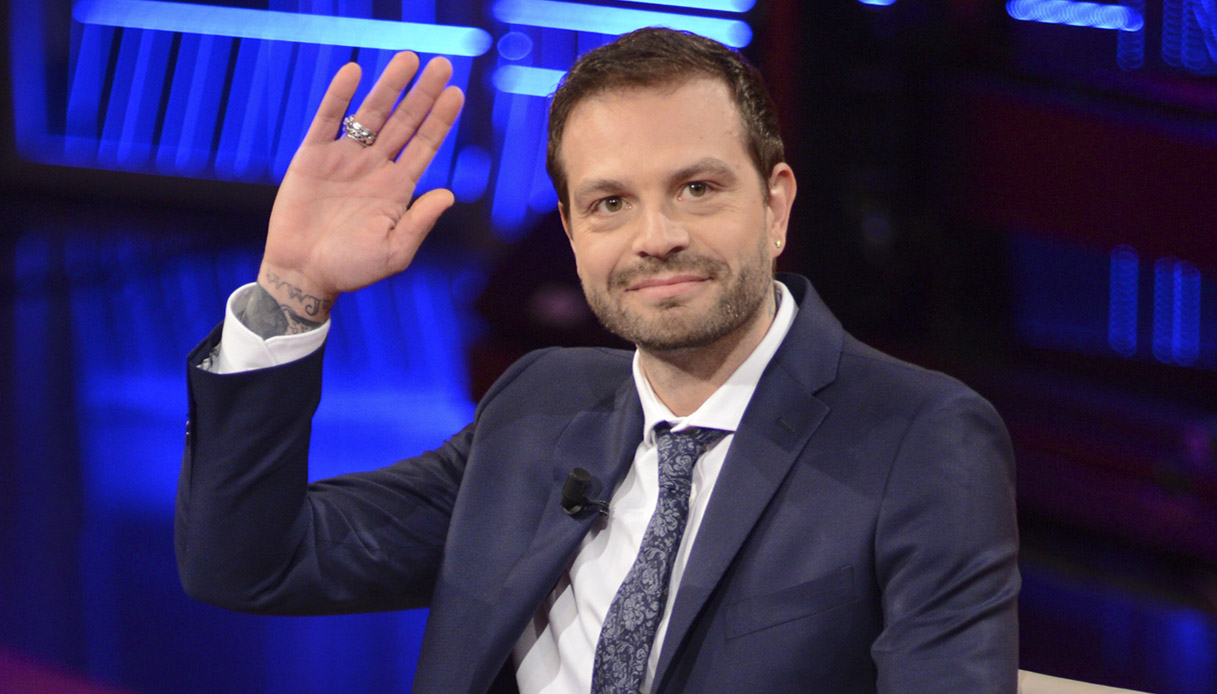 https://wips.plug.it/cips/notizie.virgilio.it/cms/2025/09/paul-baccaglini-le-iene-morto-suicidio.jpg
