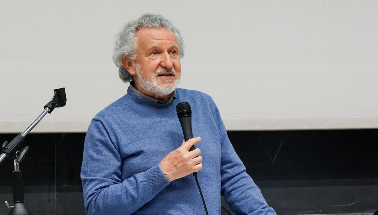 https://wips.plug.it/cips/notizie.virgilio.it/cms/2025/09/piergiorgio-odifreddi.jpg