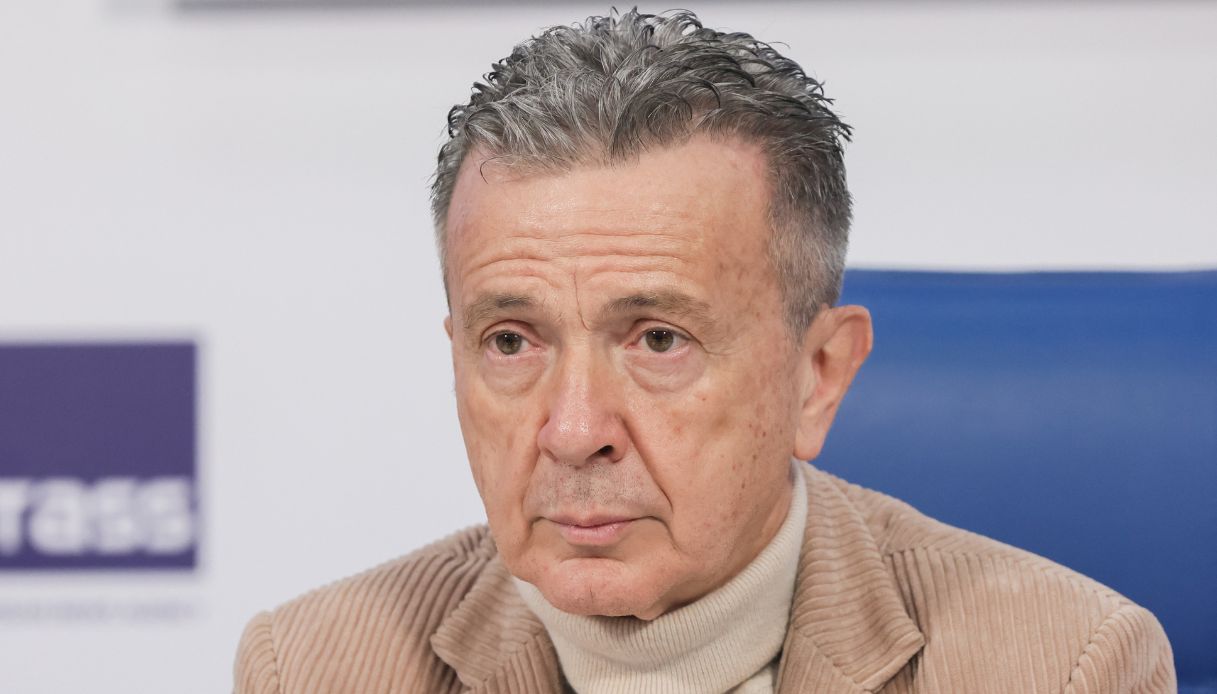 https://wips.plug.it/cips/notizie.virgilio.it/cms/2025/09/pupo-70-anni.jpg