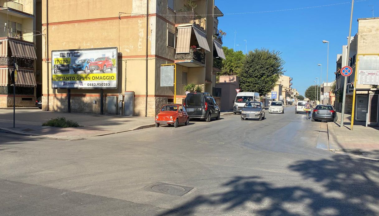 https://wips.plug.it/cips/notizie.virgilio.it/cms/2025/09/rider-morto-scontro-auto-bici.jpg