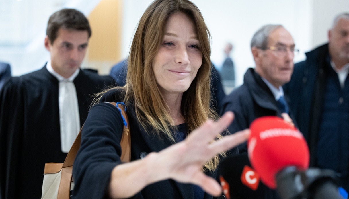 https://wips.plug.it/cips/notizie.virgilio.it/cms/2025/09/sarkozy-condannato-carla-bruni.jpg