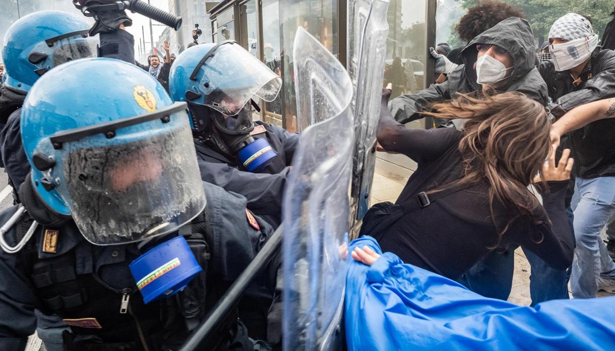 scontri alla stazione centrale di milano liberate le due ragazze arrestate la versione degli avvocati
