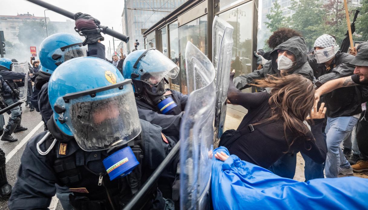 scontri alla stazione centrale di milano la condanna dei politici e la stoccata di schlein a meloni
