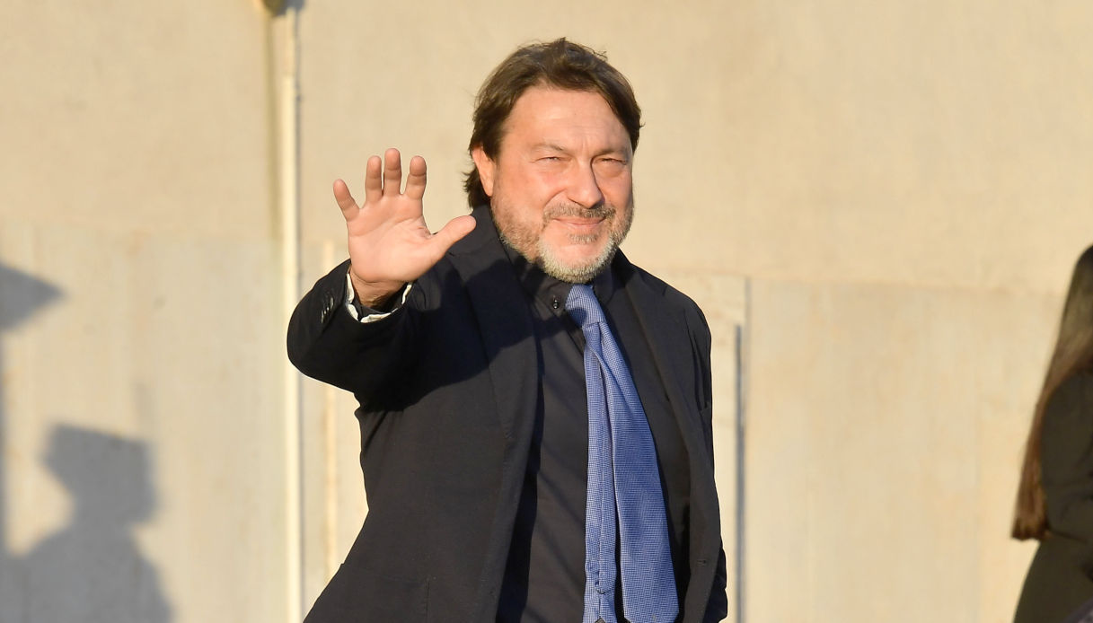 https://wips.plug.it/cips/notizie.virgilio.it/cms/2025/09/sigfrido-ranucci-report-la7.jpg