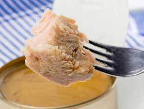 Intossicati dopo aver mangiato tonno in un risto-bar di Cagliari, in 11 in ospedale dopo il pranzo