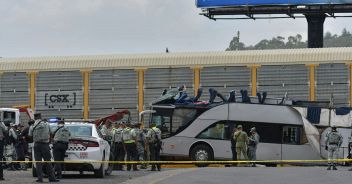 treno-contro-autobus-in-messico-5