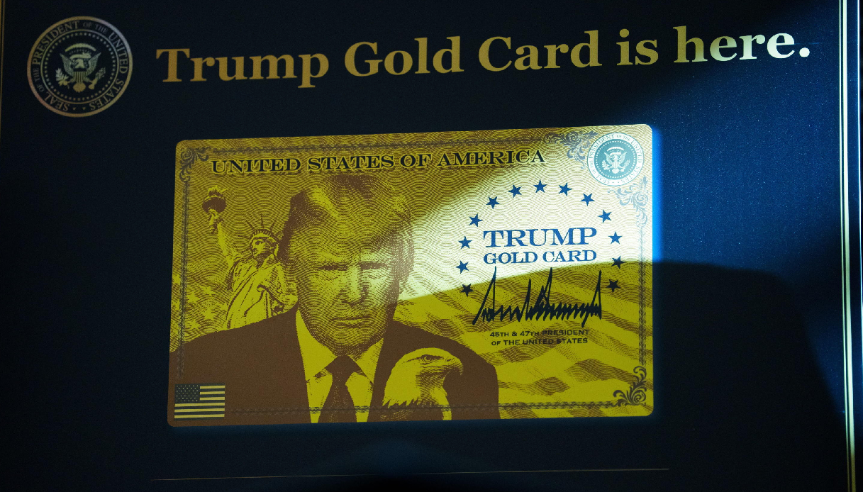 https://wips.plug.it/cips/notizie.virgilio.it/cms/2025/09/trump-gold-card-immigrazione.jpg