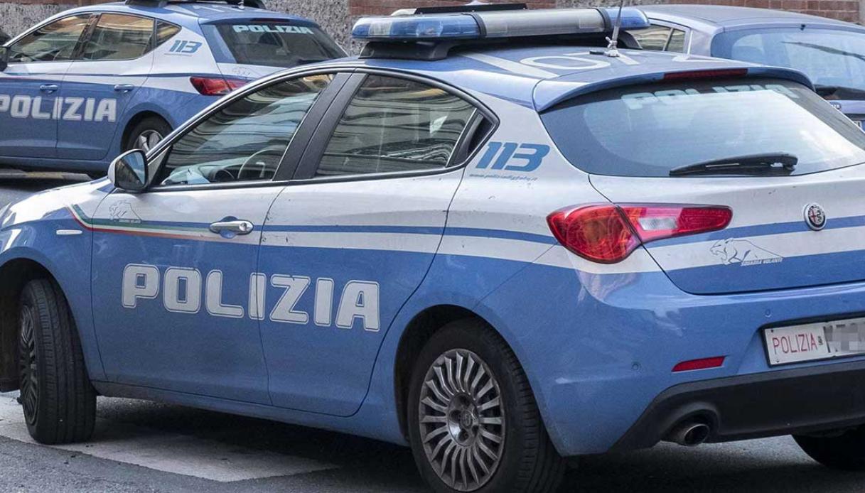 turiste violentate a patern242 vicino catania dopo aver chiesto un passaggio al loro bampb arrestati tre giovani