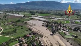 Ondata di maltempo a Perugia, torrenti esondati: le immagini degli allagamenti