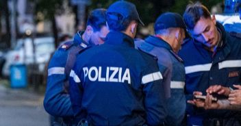 7-ottobre-genova-allarme-pacco-bomba-sinagoga-via-bertora