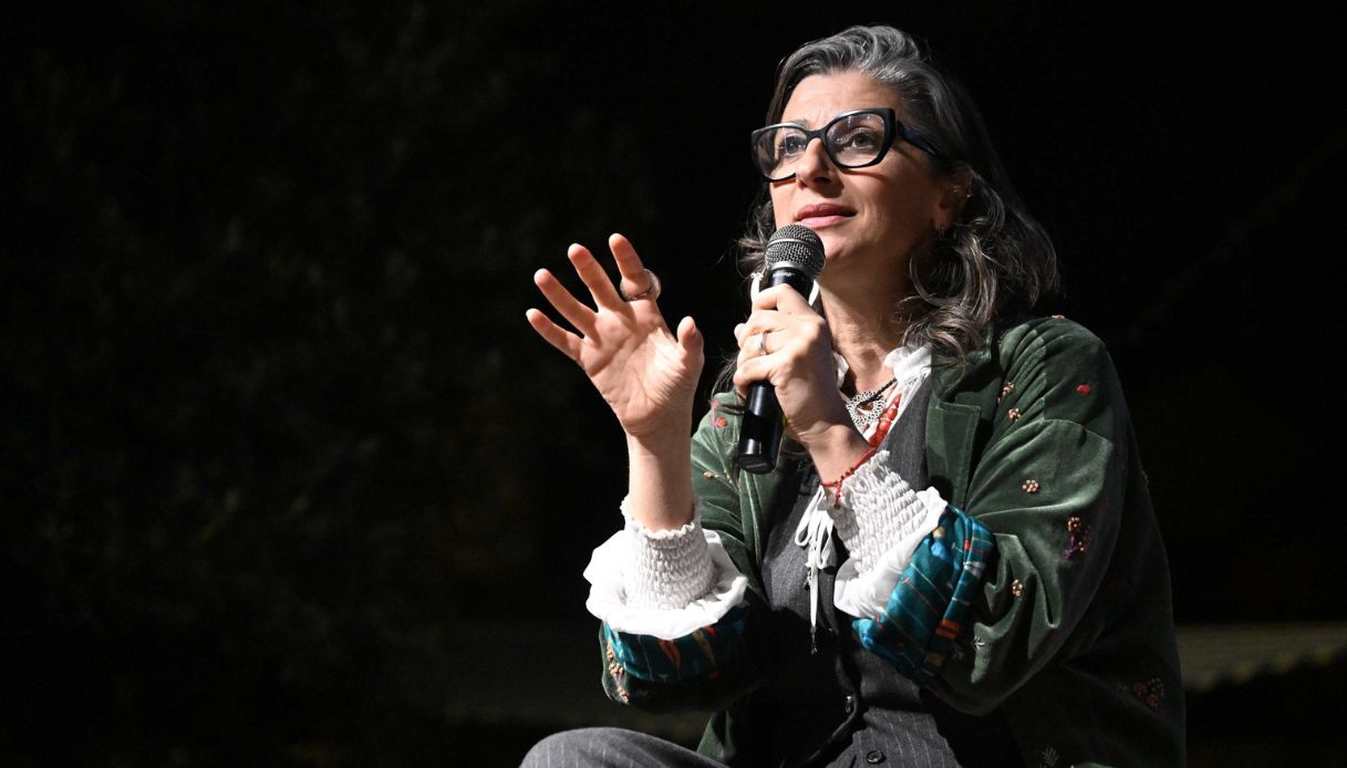 https://wips.plug.it/cips/notizie.virgilio.it/cms/2025/10/accordo-gaza-francesca-albanese.jpg