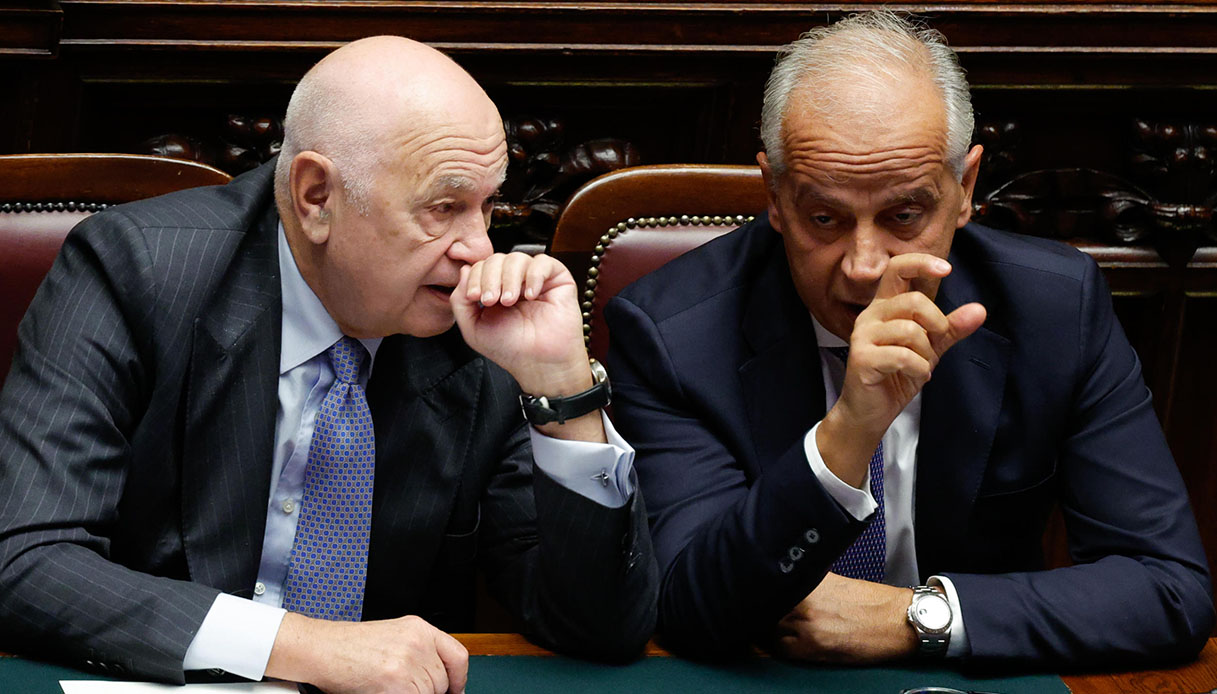 https://wips.plug.it/cips/notizie.virgilio.it/cms/2025/10/almasri-nordio-piantedosi-mantovano.jpg