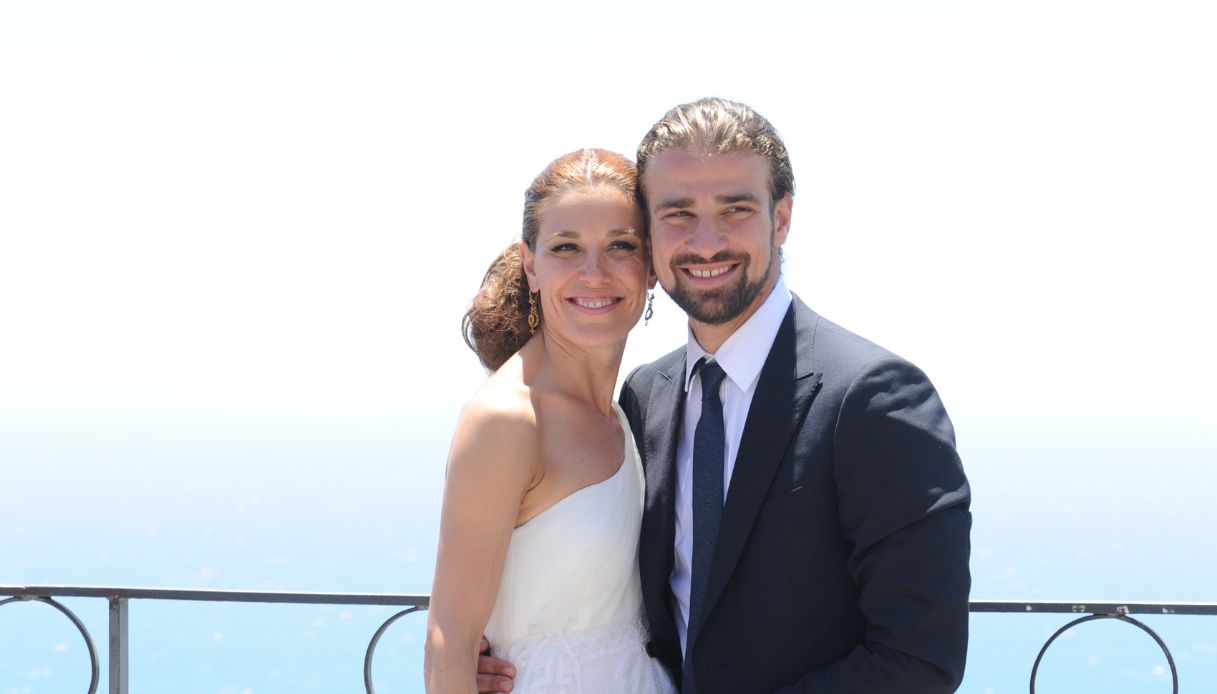 https://wips.plug.it/cips/notizie.virgilio.it/cms/2025/10/biondo-mario.jpg