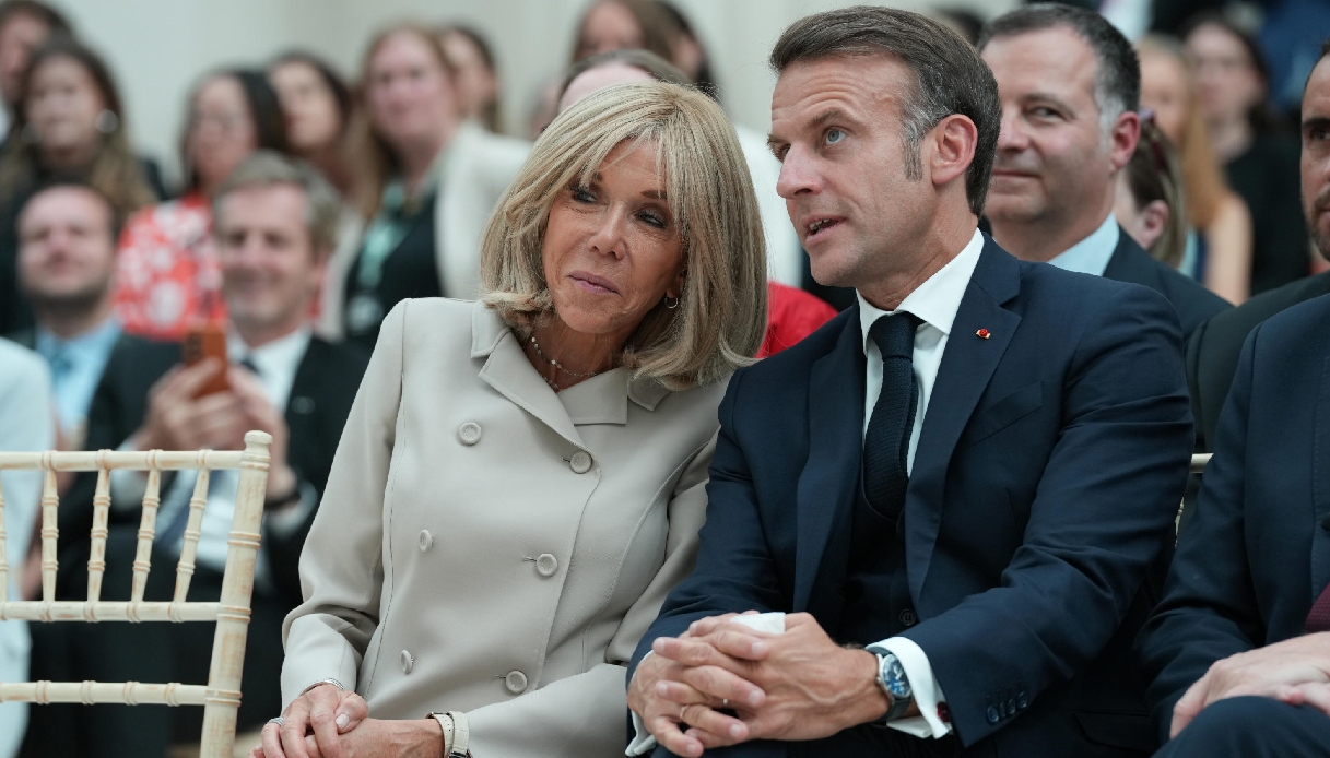 https://wips.plug.it/cips/notizie.virgilio.it/cms/2025/10/brigitte-macron-uomo-processo-cyberbullismo-fake-news.jpg